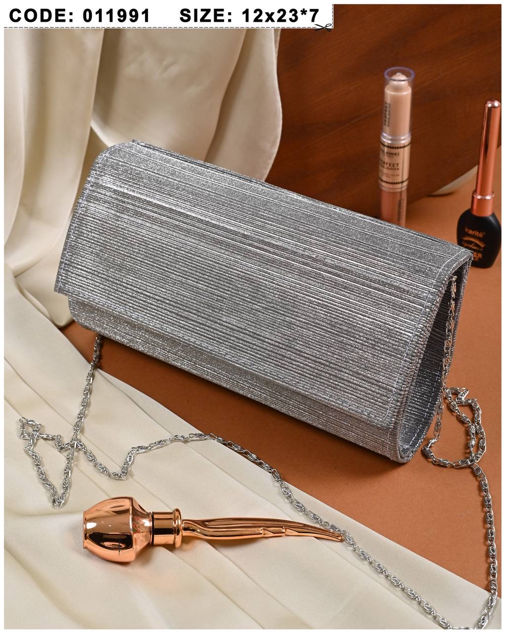 /public/uploads/photos/shares/Suzy bags/IMG_3344.jpeg